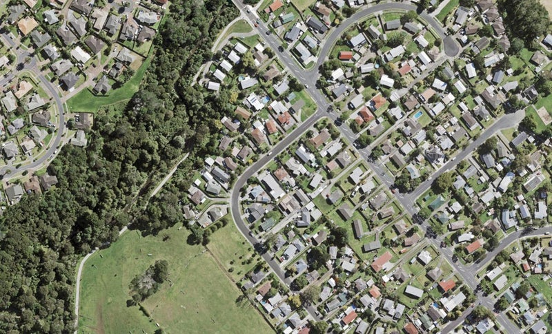 8 Tabitha Crescent, Henderson, Auckland - Carousel 1