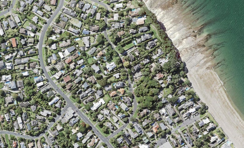 24 View Road, Campbells Bay, Auckland - Carousel 1