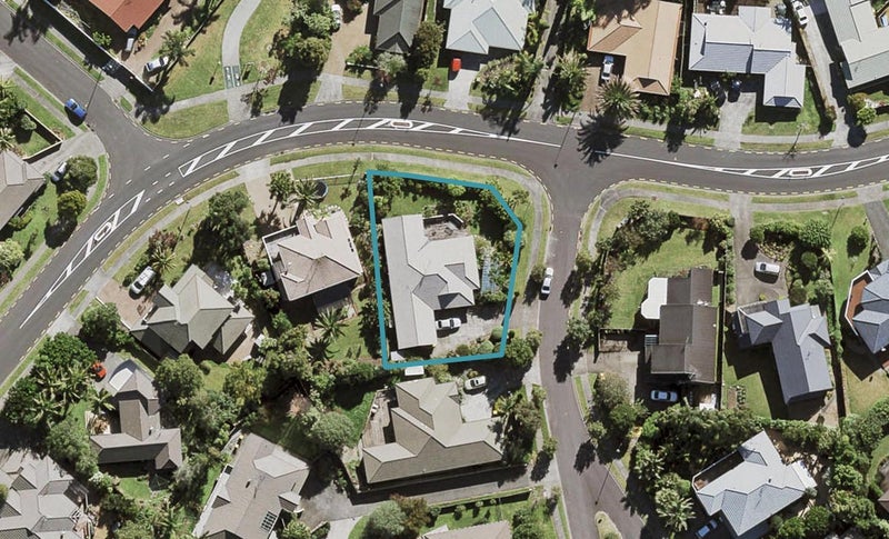 1 Thornbill Rise, Unsworth Heights, Auckland - Carousel 1