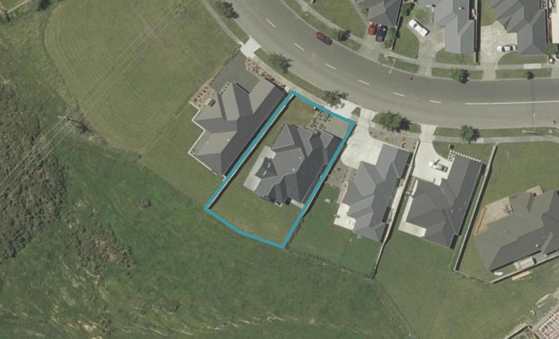 158 Pacific Drive, Fitzherbert, Palmerston North - Carousel 1
