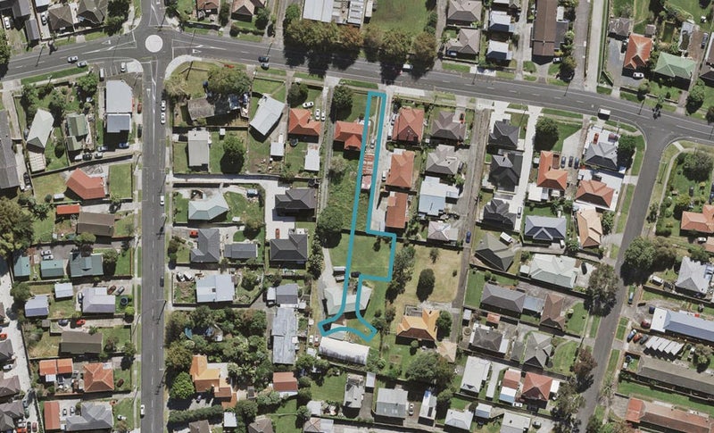 9 Orona Way, Papatoetoe, Auckland - Carousel 1
