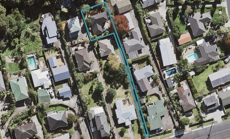 2/46 Pupuke Road, Hillcrest, Auckland - Carousel 1