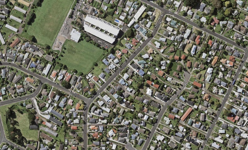 26 Boakes Road, Mount Wellington, Auckland - Carousel 1