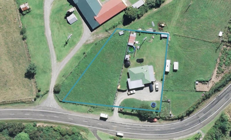1884 Te Araroa Road, Tikitiki, Tikitiki - Carousel 1