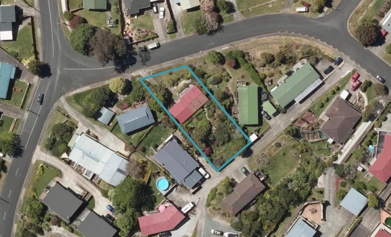4 Mountain Road, Morningside, Whangarei - Carousel 1