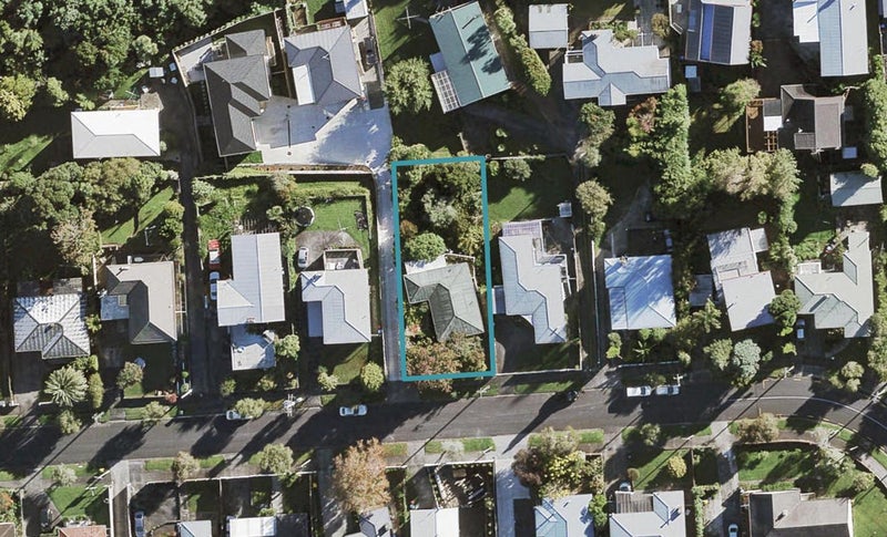 20 Peter Buck Road, New Windsor, Auckland - Carousel 1