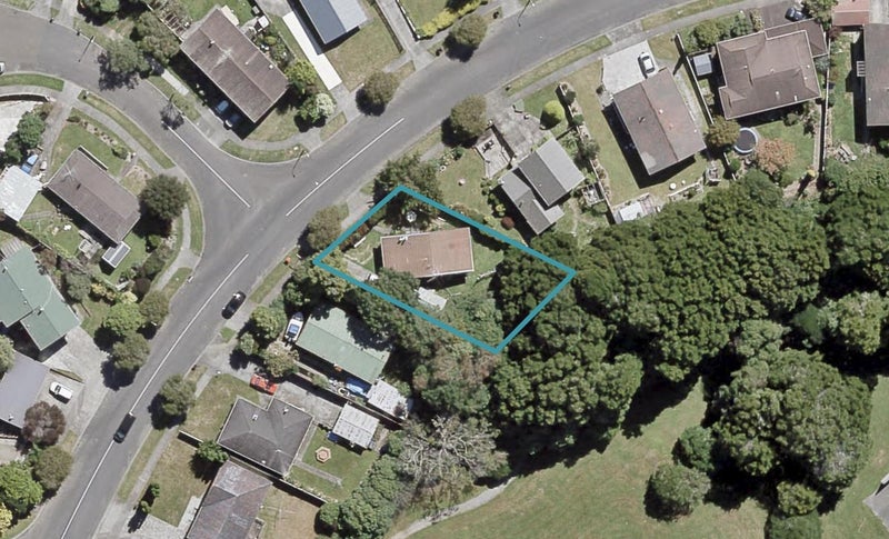 22 Larchmont Grove, Totara Park, Upper Hutt - Carousel 1