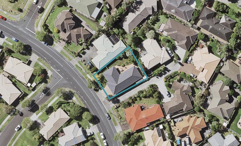 65 Kilimanjaro Drive, Northpark, Auckland - Carousel 1