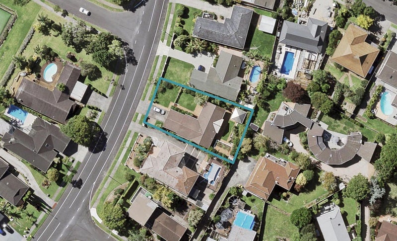 142 Fisher Parade, Farm Cove, Auckland - Carousel 1