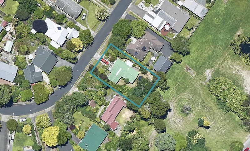 10 Awatea Terrace, Lynmore, Rotorua - Carousel 1