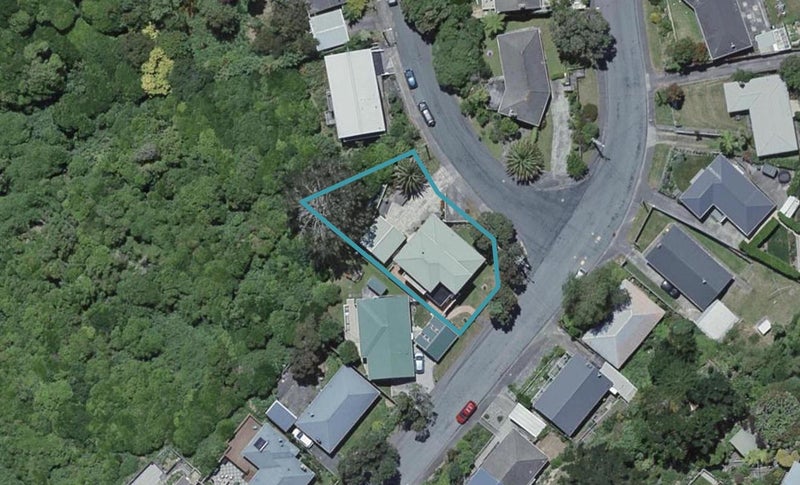 22 Montreal Grove, Kingston, Wellington - Carousel 1
