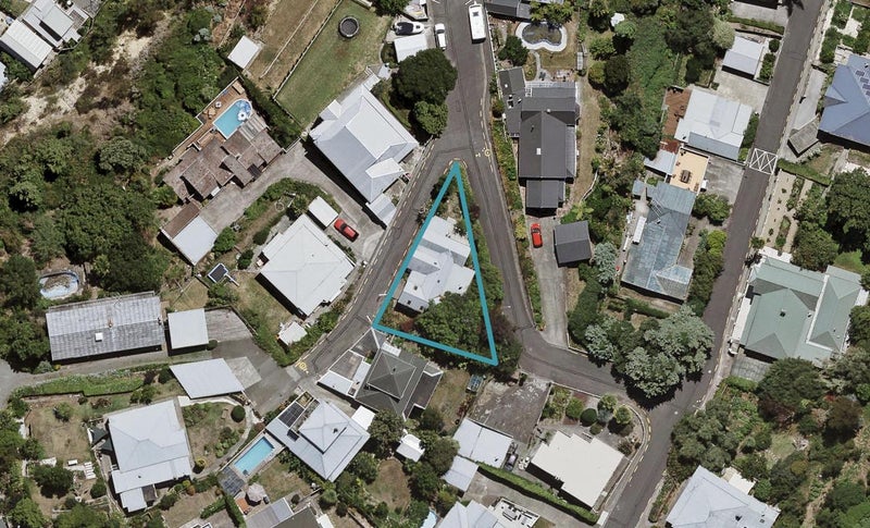 4 Goldsmith Terrace, Hospital Hill, Napier - Carousel 1