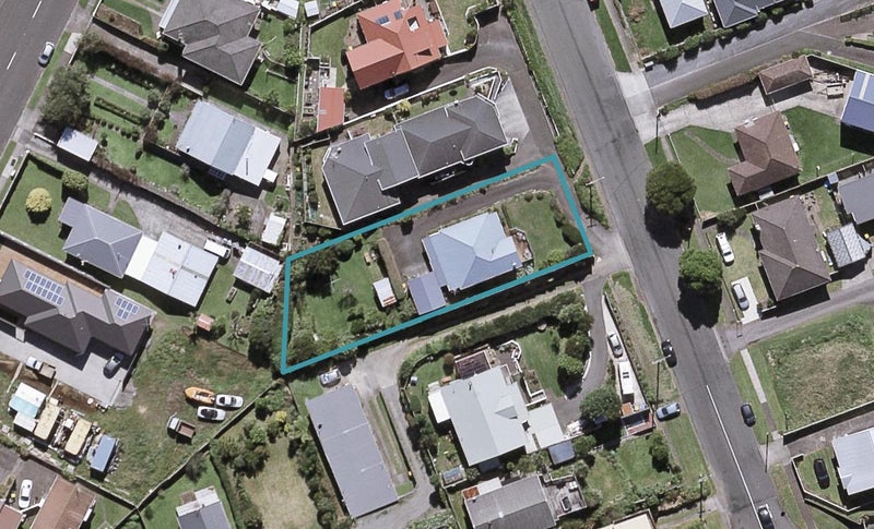 58 Bayly Road, Blagdon, New Plymouth - Carousel 1
