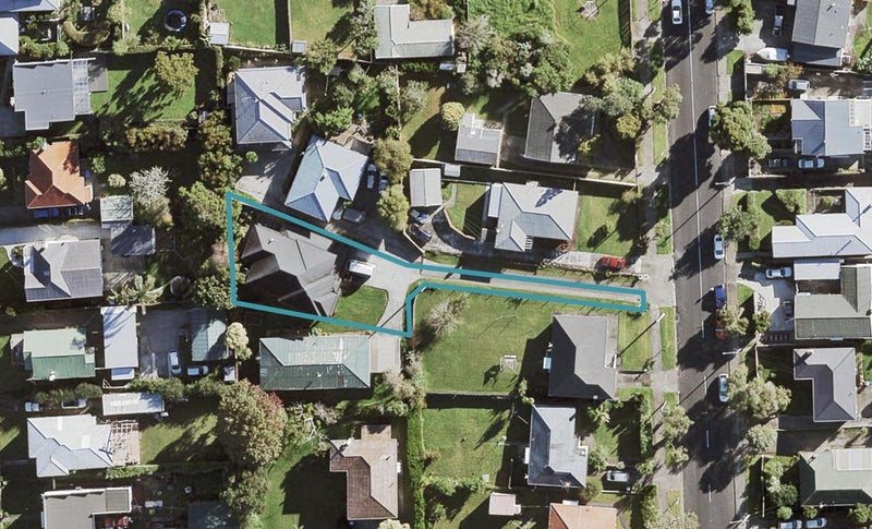11 Whitney Street, New Windsor, Auckland - Carousel 1
