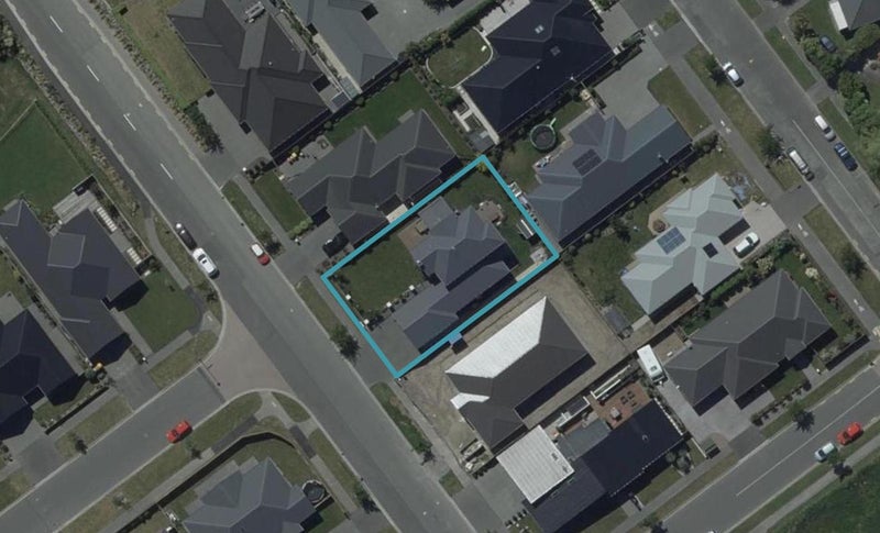 14 Augustine Drive, Aidanfield, Christchurch - Carousel 1