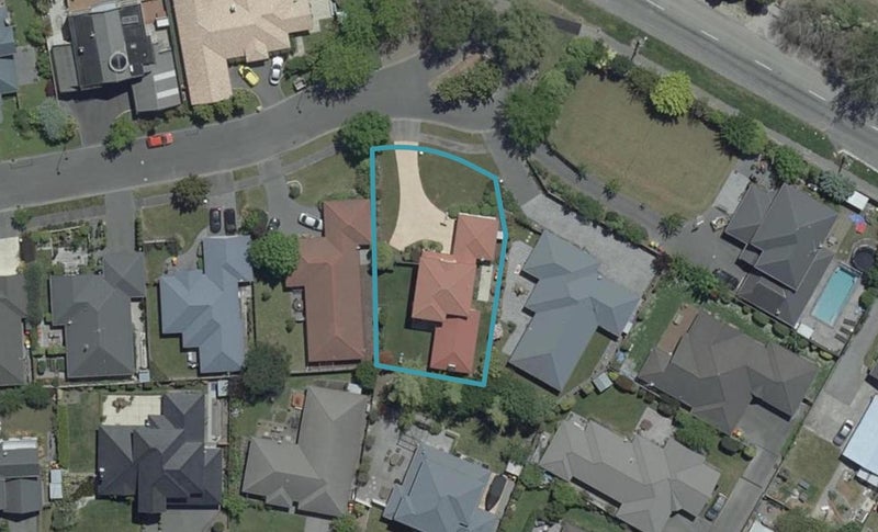 10 Blarney Place, Casebrook, Christchurch - Carousel 1