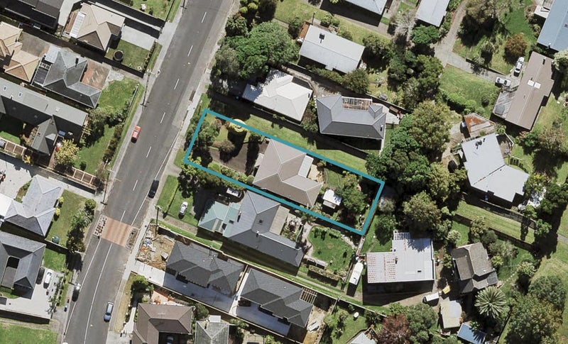 59 Olsen Avenue, Hillsborough, Auckland - Carousel 1