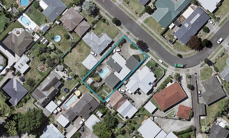 21 Laurent Place, Greenmeadows, Napier - Carousel 1