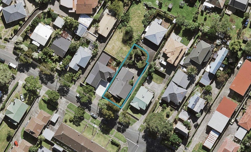 83 Haverstock Road, Sandringham, Auckland - Carousel 1