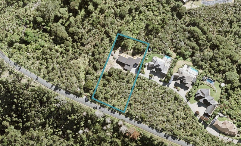123 Wade River Road, Stanmore Bay, Whangaparaoa - Carousel 1
