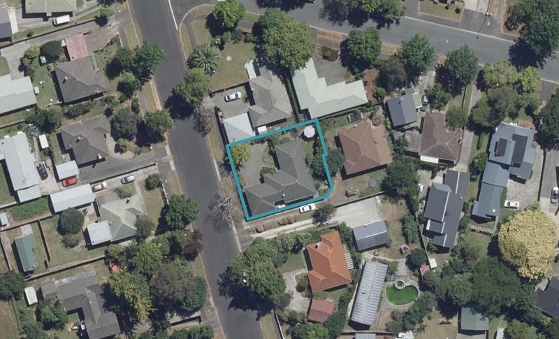 29 Flynn Road, Hillcrest, Hamilton - Carousel 1