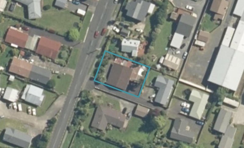 8 Burns Street, Leamington, Cambridge - Carousel 1