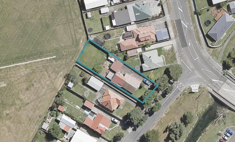 97 Riverside Drive, Waiwhetu, Lower Hutt - Carousel 1