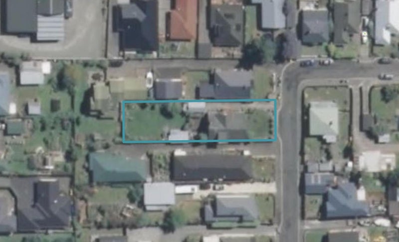 11 Livingstone Street, West End, Timaru - Carousel 1