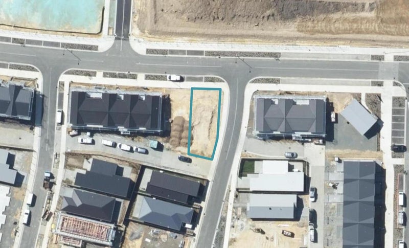 11 Karearea Avenue, Kenepuru, Porirua - Carousel 1