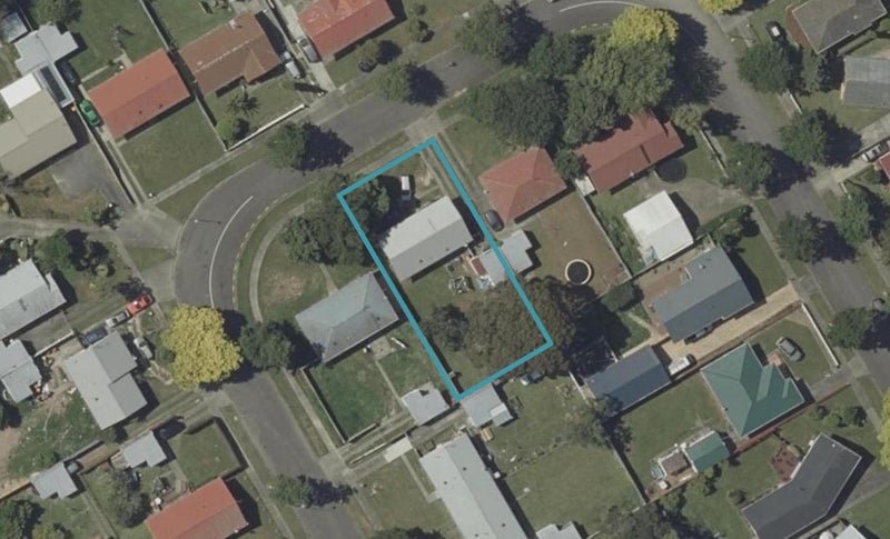 37 Stillwater Place, Westbrook, Palmerston North - Carousel 1