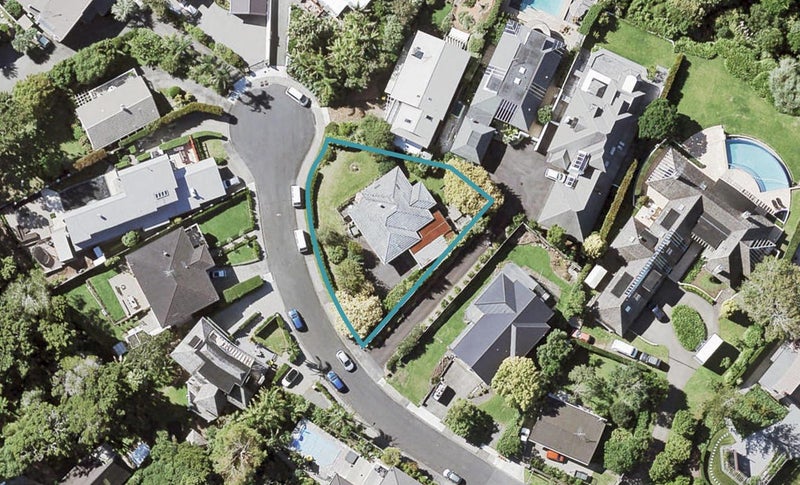7 Pleasant Place, Mellons Bay, Auckland - Carousel 1