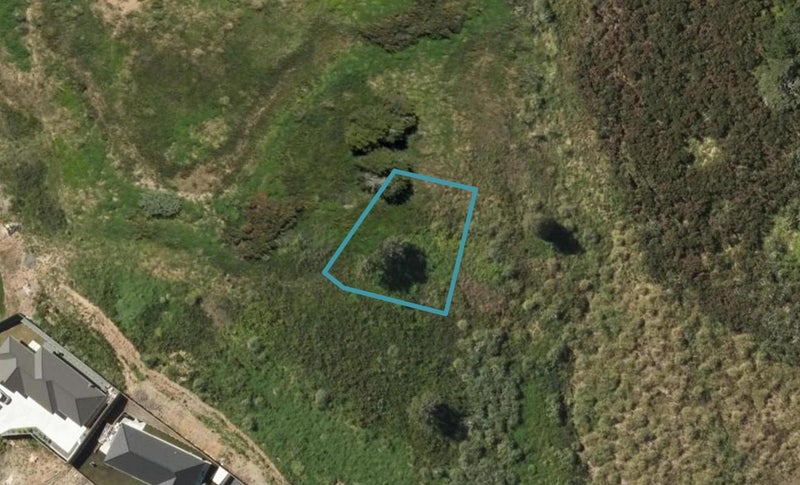 32 Royal Saint Annes Drive, Te Kamo, Whangārei - Carousel 1