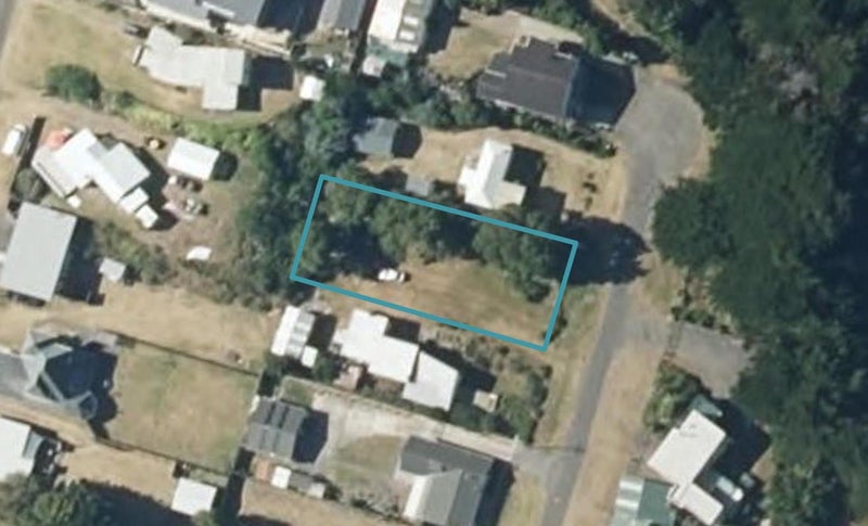14 Dustin Street, Foxton Beach, Foxton - Carousel 1