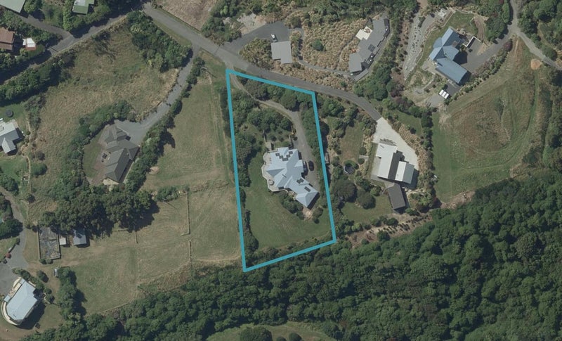 4A Luss Road, Company Bay, Dunedin - Carousel 1