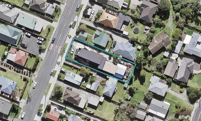 21 Archibald Road, Kelston, Auckland - Carousel 1