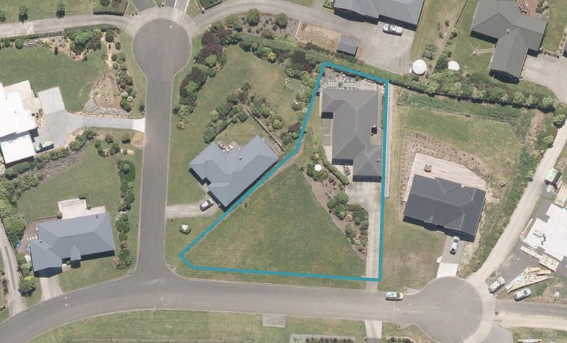 33 Cracroft Drive, Putiki, Whanganui - Carousel 1