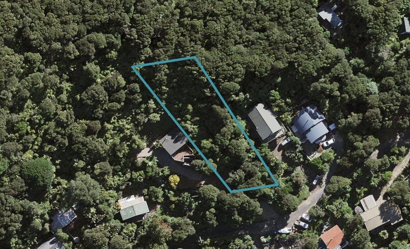 104 Fairview Crescent, Ōmiha, Waiheke Island - Carousel 1
