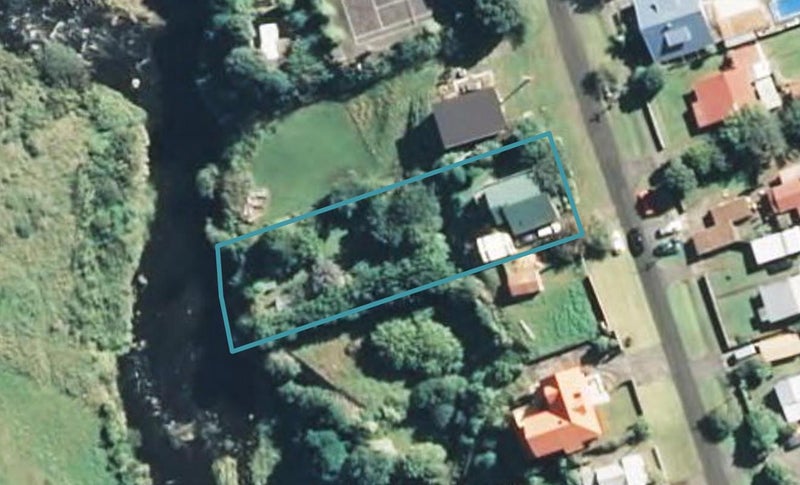 42 Kawei Road, Hawera - Carousel 1