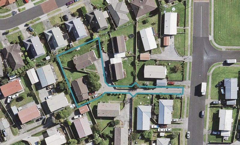 18 Foxlaw Street, Randwick Park, Auckland - Carousel 1