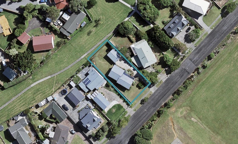 89 Stevenson Road, Clarks Beach, Clarks Beach - Carousel 1