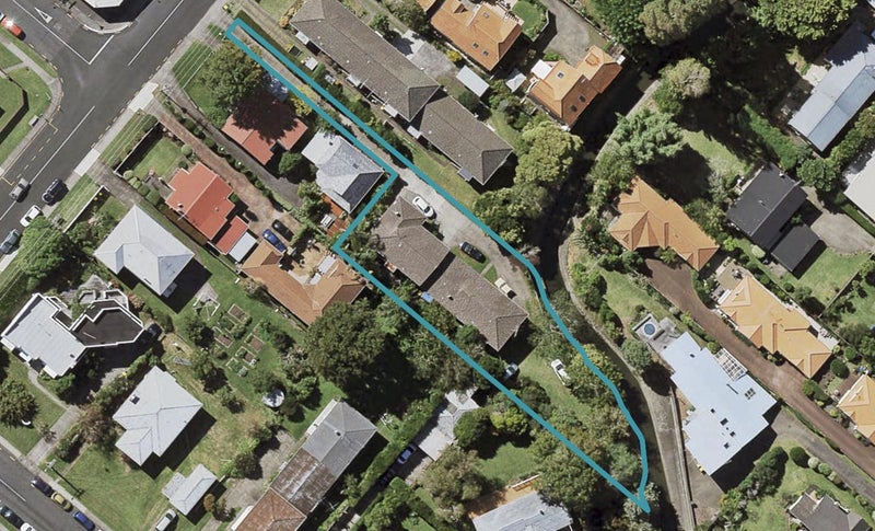 2/68 Nile Road, Milford, Auckland - Carousel 1