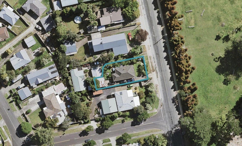 62 Glen Road, Ranui, Auckland - Carousel 1