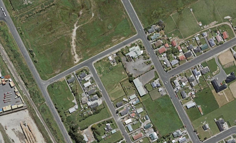 10 Shannon Street, Clifton, Invercargill - Carousel 1