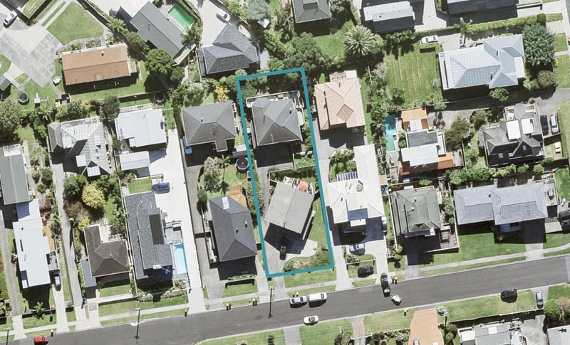 1/26 Ridge Road, Waiake, Auckland - Carousel 1