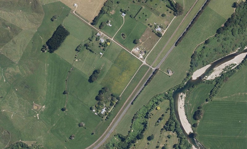 8 Taylors Road, MANGATAINOKA - Carousel 1