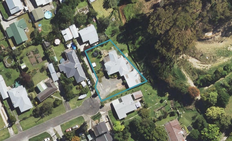 24 Kingsley Street, Whataupoko, Gisborne - Carousel 1