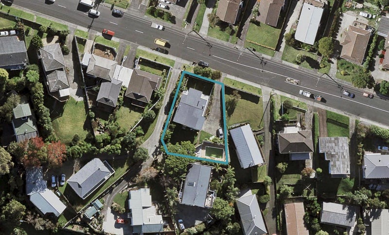 25A Target Road, Totara Vale, Auckland - Carousel 1