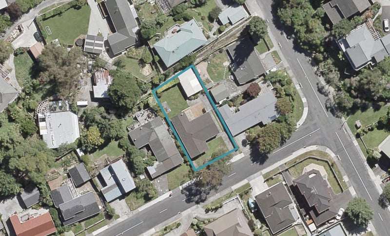 4 Kurth Crescent, Silverstream, Upper Hutt - Carousel 1