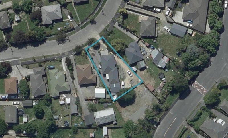 8 Bellbrook Crescent, Shirley, Christchurch - Carousel 1