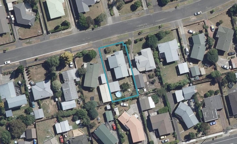 69 Morrow Avenue, St Andrews, Hamilton - Carousel 1